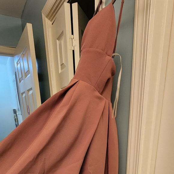 Dress - Picture 4 of 4